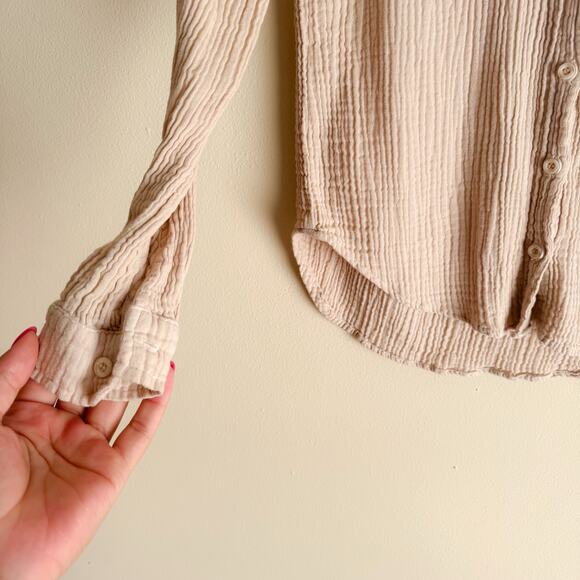 Cloth & Stone Beige Muslin Cotton Button Up Collared Lagen Boho Blouse XS - Picture 2 of 7